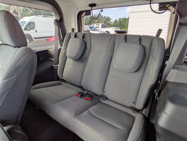 Used 2026 Jeep Wrangler Sport AWD/4WD image 15
