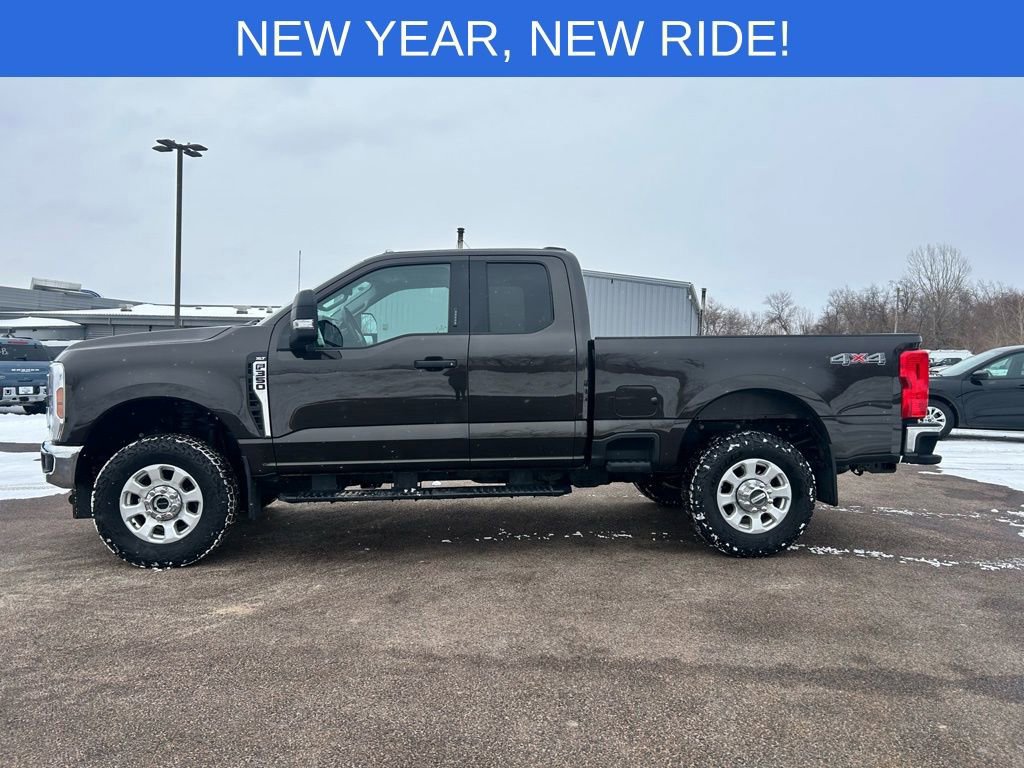 Certified 2024 Ford F350 XLT image 4