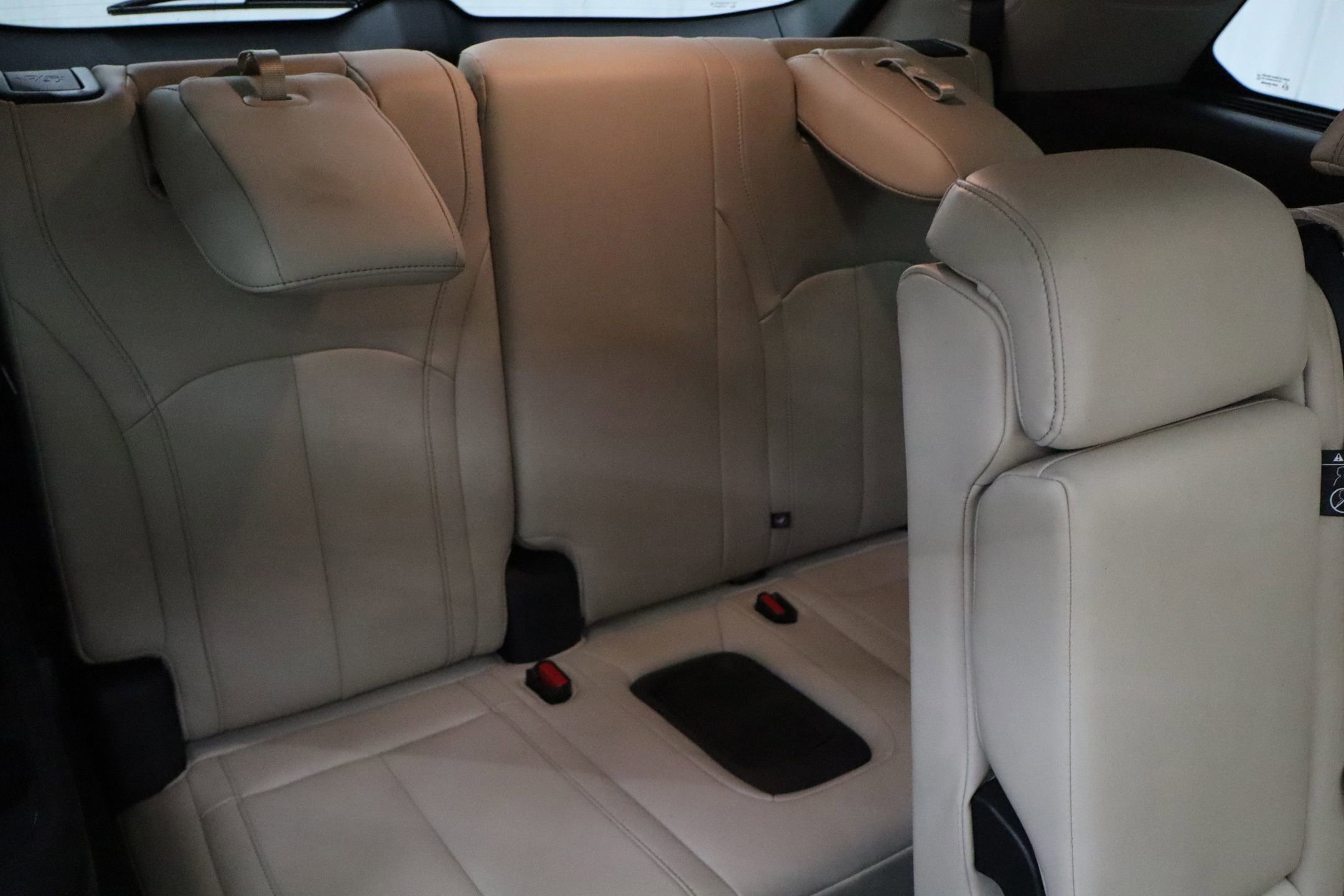 Used 2023 INFINITI QX60 Luxe w/ Performance Audio Package image 36