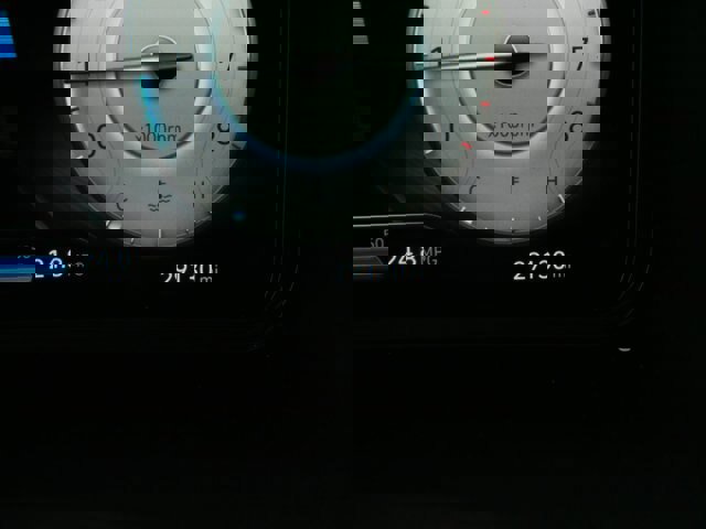 Used 2023 Hyundai Kona Limited image 32