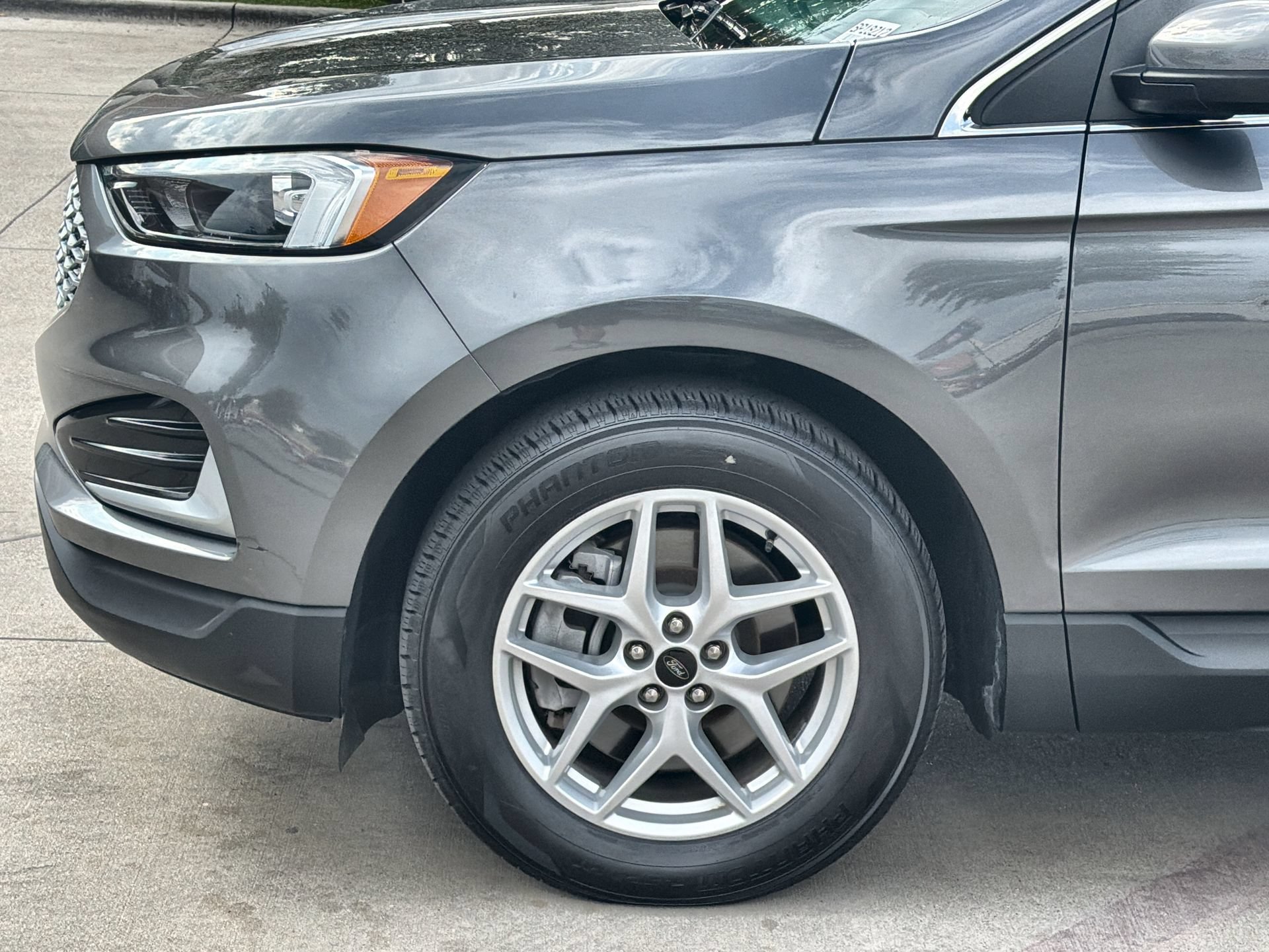Certified 2024 Ford Edge SEL AWD/4WD image 10