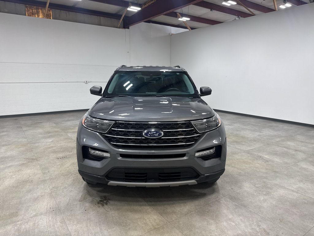 Certified 2024 Ford Explorer XLT w/ Equipment Group 202A AWD/4WD image 5