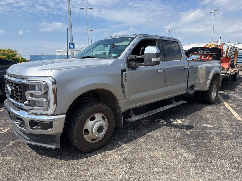 Certified 2024 Ford F350 Lariat w/ Lariat Ultimate Package AWD/4WD image 5