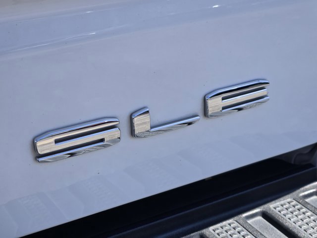 Used 2023 GMC Sierra 1500 SLE image 10