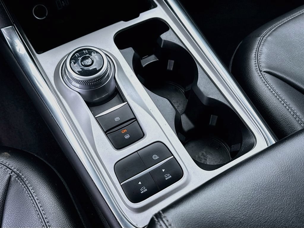 Certified 2023 Ford Explorer Limited w/ Limited Technology Package RWD image 17