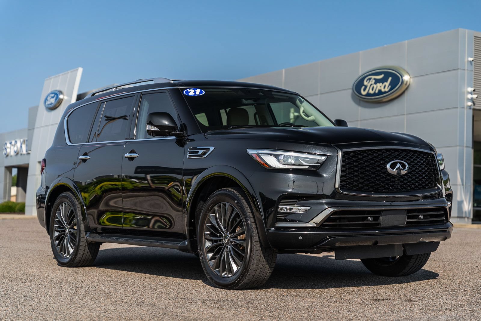 Used 2021 INFINITI QX80 Premium Select w/ All-Season Package