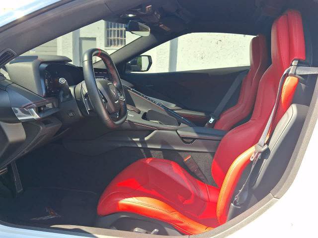 Used 2022 Chevrolet Corvette Stingray Coupe RWD image 11