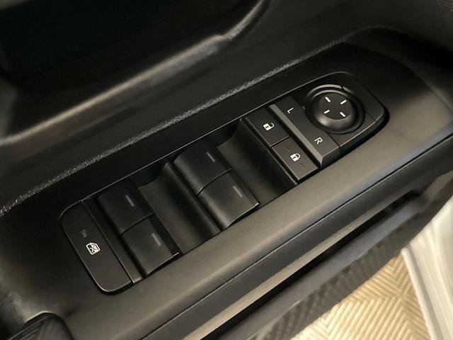 Used 2025 Toyota Tacoma SR image 16