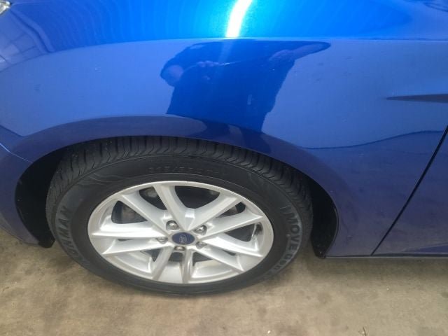 Certified 2018 Ford Focus SE FWD image 16