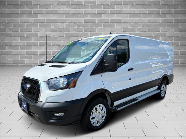Certified 2025 Ford Transit 250 Low Roof w/ Exterior Upgrade Package RWD image 7