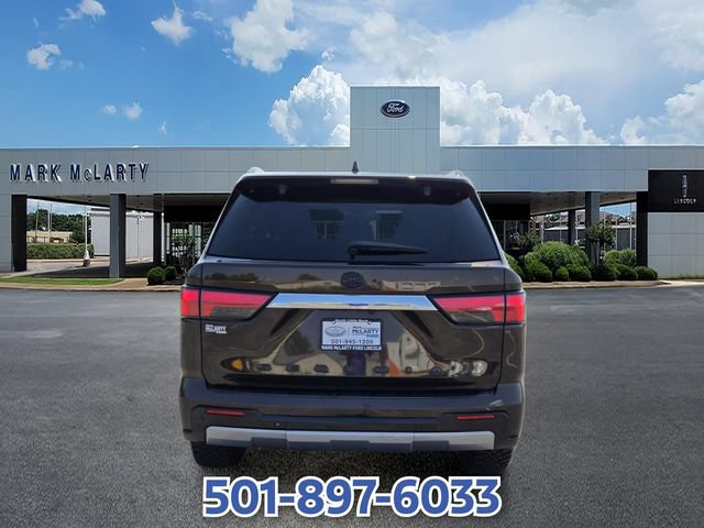 Used 2023 Toyota Sequoia Limited AWD/4WD image 4