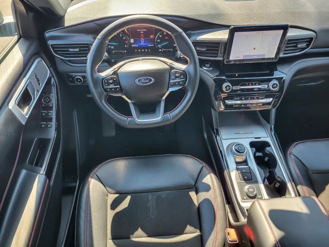 Certified 2023 Ford Explorer ST-Line image 16