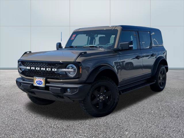 Certified 2025 Ford Bronco Outer Banks AWD/4WD image 1