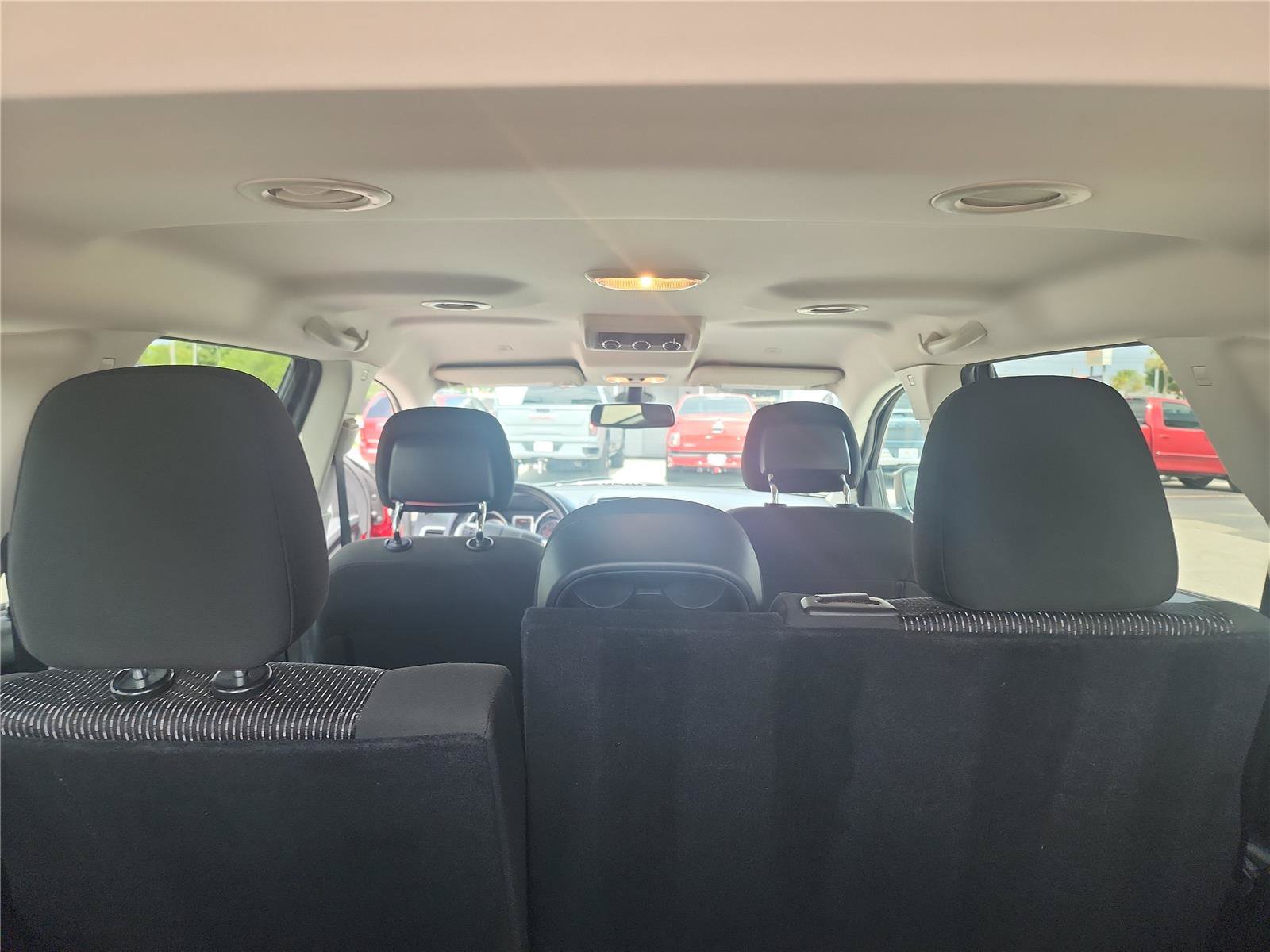 Used 2019 Dodge Journey SE w/ Connectivity Group FWD image 19