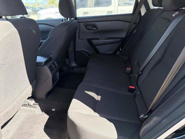 Used 2024 Nissan Rogue S FWD image 13