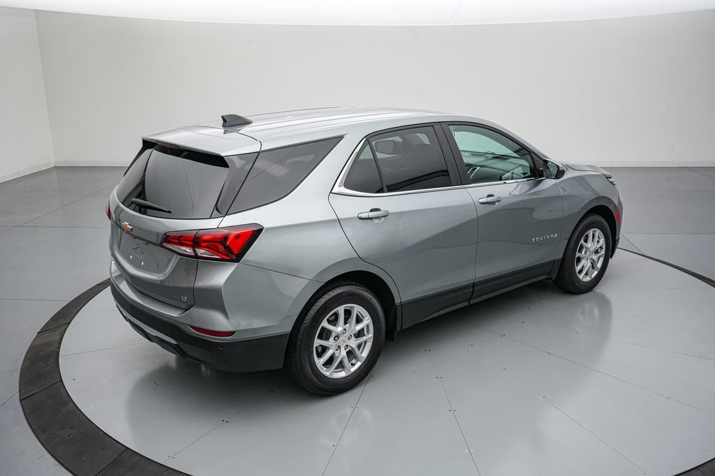 Used 2024 Chevrolet Equinox LT FWD image 4