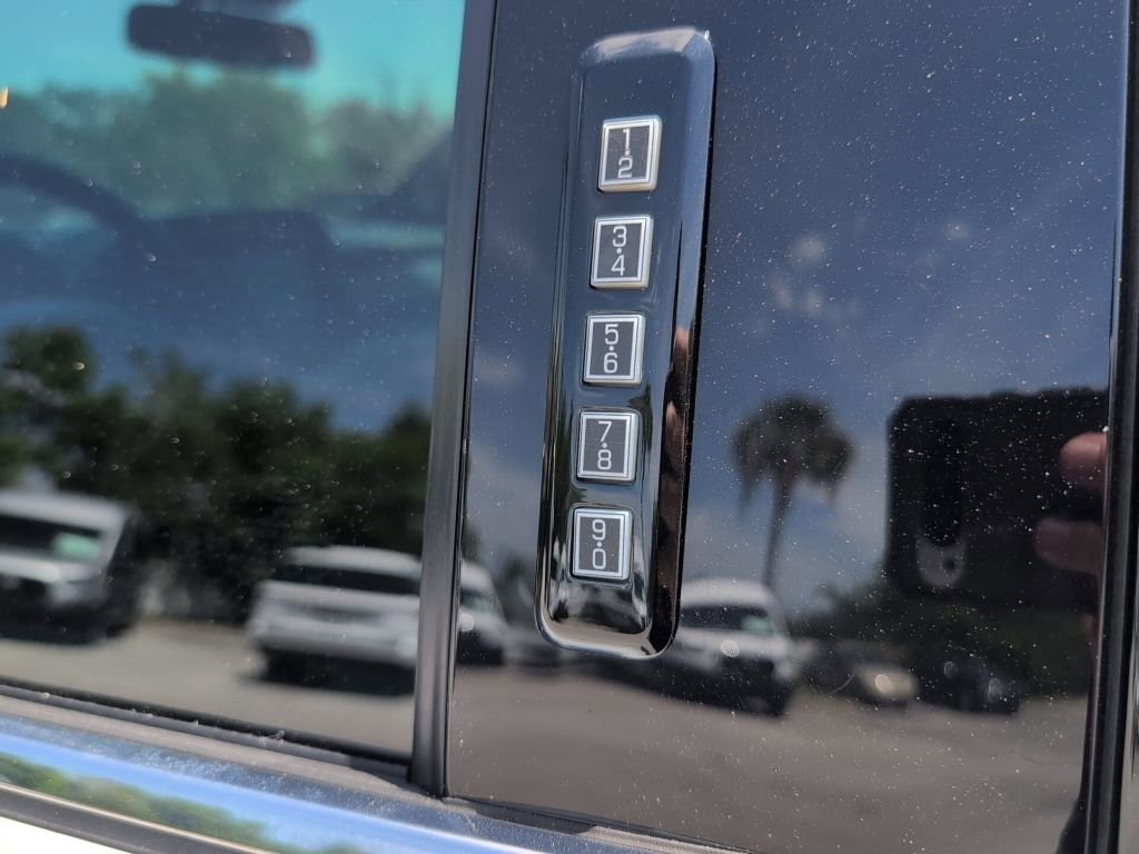 Certified 2021 Ford F150 Platinum w/ Max Trailer Tow Package image 8