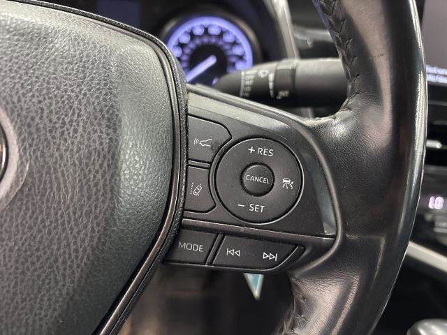 Used 2022 Toyota Camry SE image 10