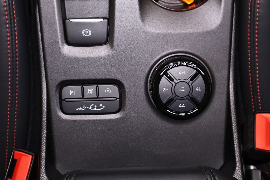 Certified 2025 Ford Ranger Raptor AWD/4WD image 35