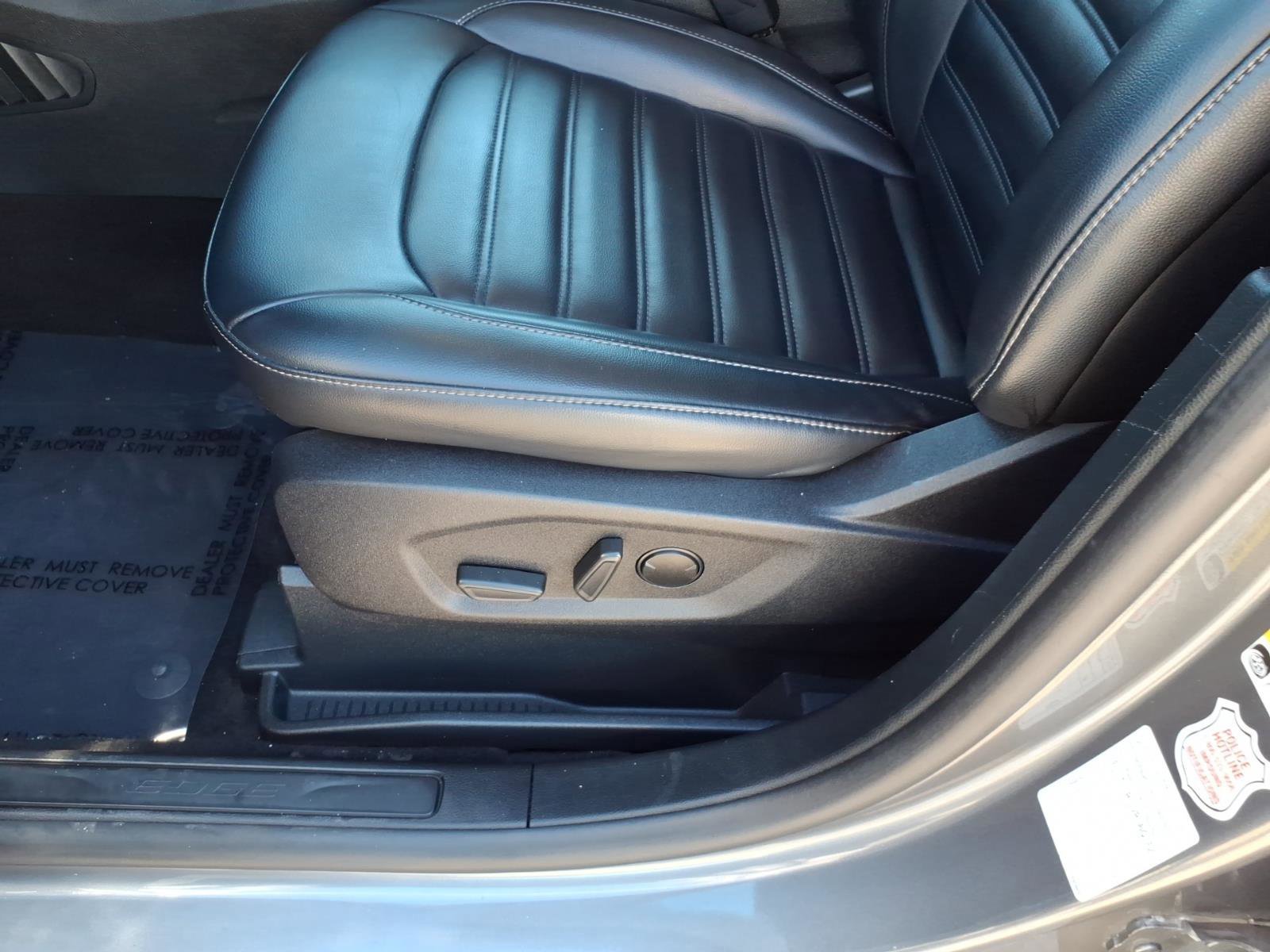 Certified 2024 Ford Edge SEL image 12