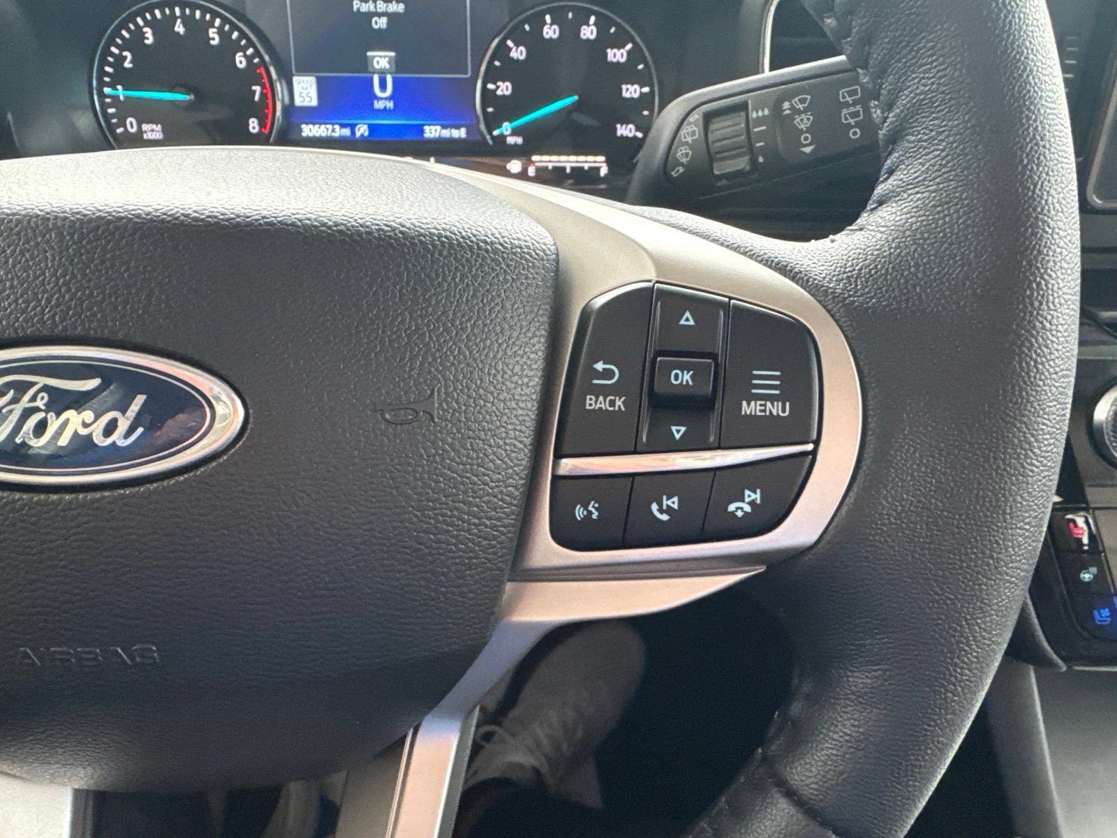 Certified 2024 Ford Explorer Limited w/ Equipment Group 301A AWD/4WD image 31