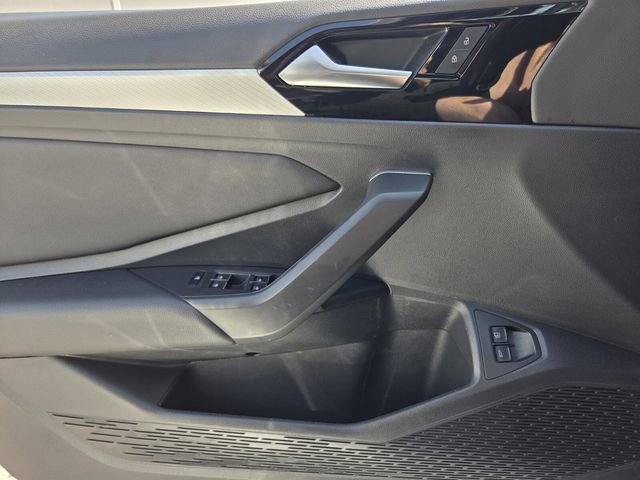 Used 2021 Volkswagen Jetta R-Line image 22