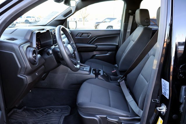 Used 2024 Chevrolet Colorado W/T image 26