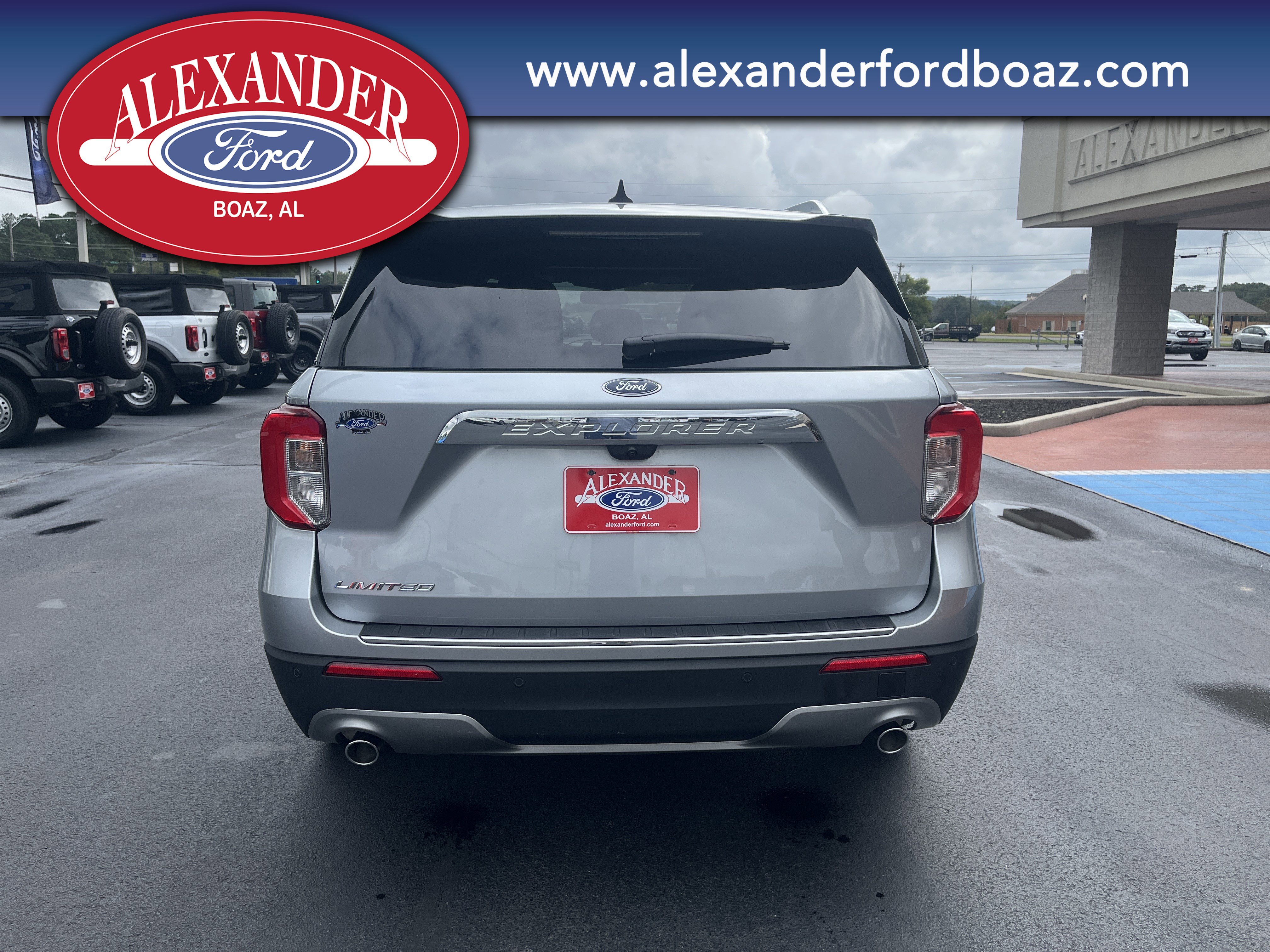 Certified 2024 Ford Explorer Limited image 6