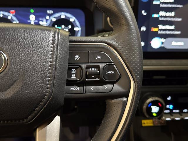 Used 2025 Toyota 4Runner Trailhunter AWD/4WD image 17