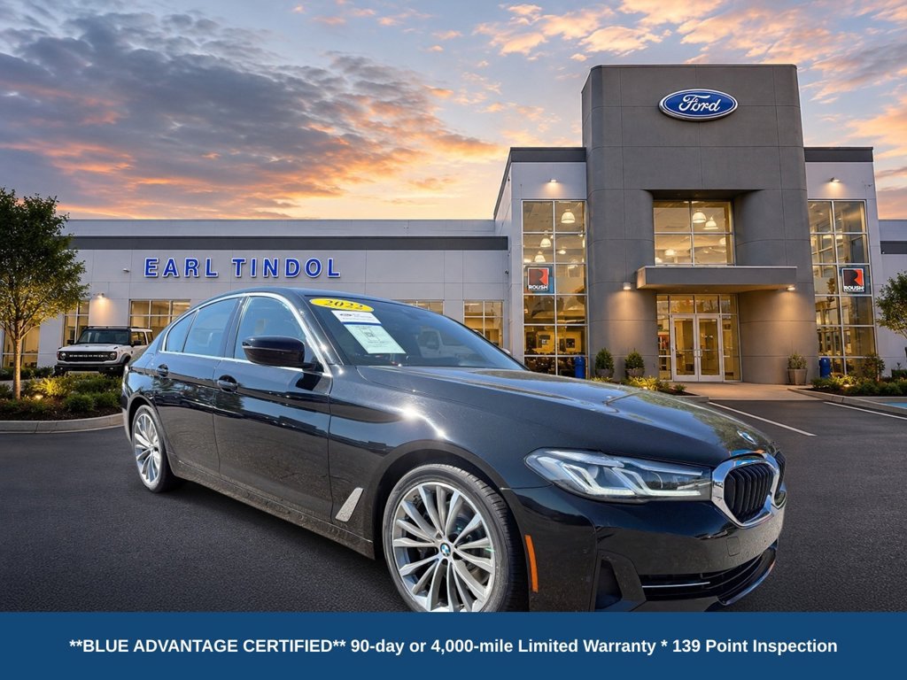 Used 2022 BMW 530i xDrive w/ Convenience Package AWD/4WD image 2