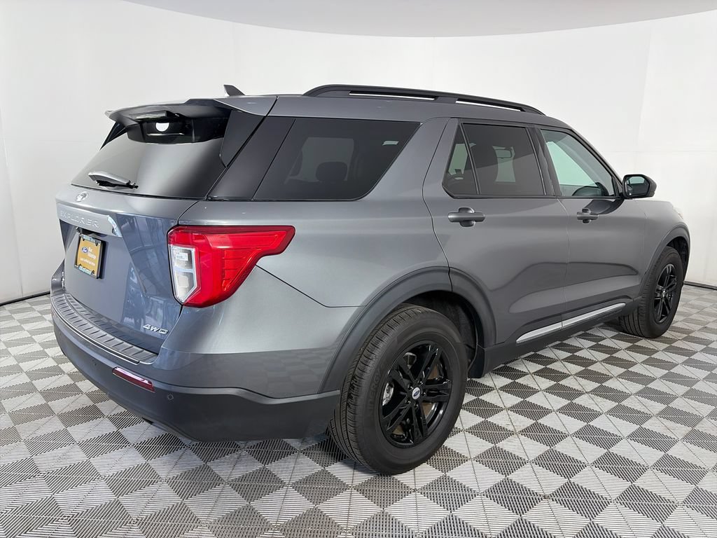 Certified 2022 Ford Explorer XLT AWD/4WD image 7