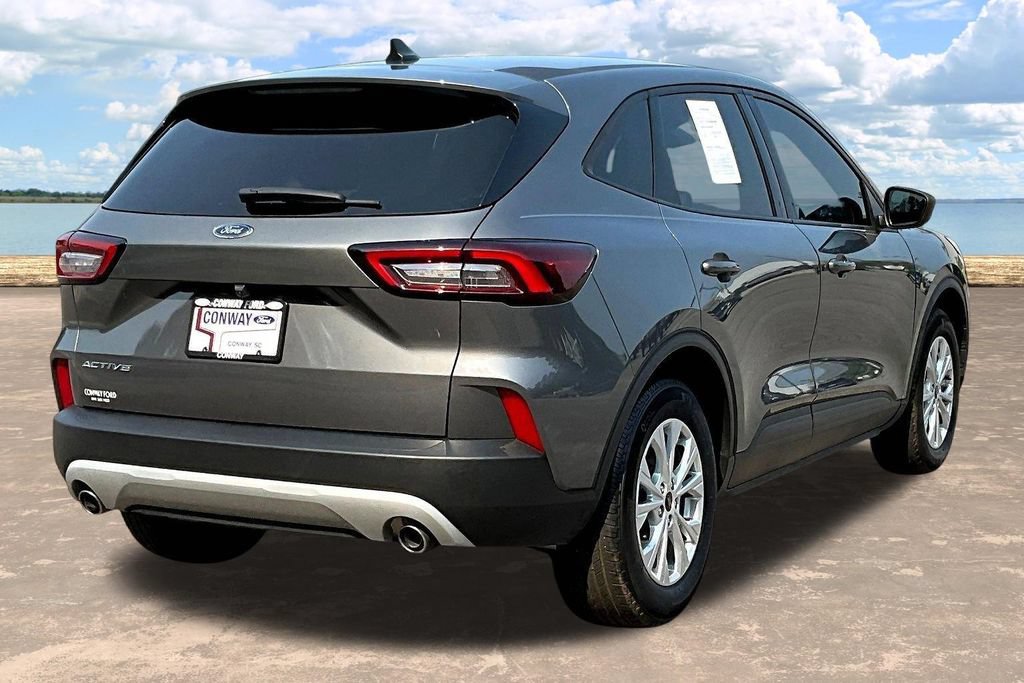 Certified 2025 Ford Escape Active FWD image 8