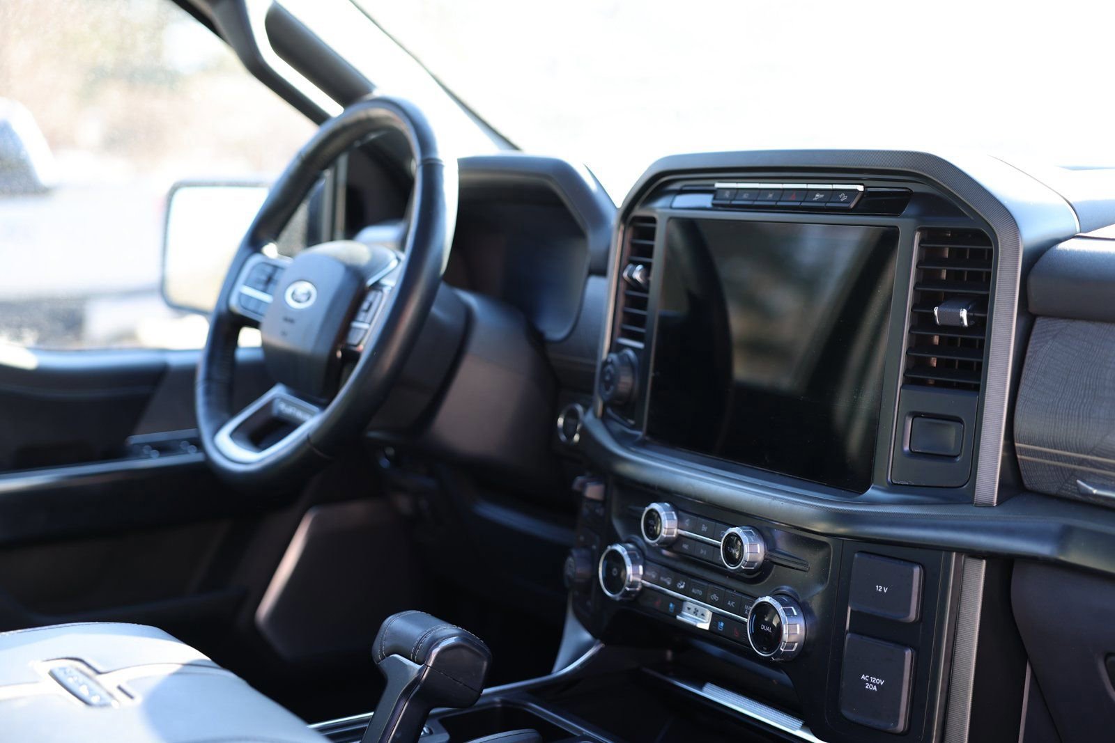 Certified 2023 Ford F150 Platinum w/ Equipment Group 701A High image 11