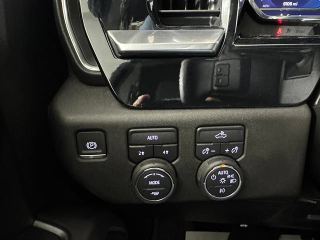 Used 2025 Chevrolet Silverado 1500 RST w/ Redline Edition AWD/4WD image 19