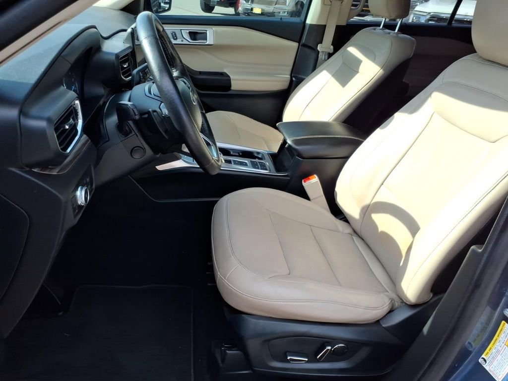 Certified 2020 Ford Explorer Limited RWD image 20