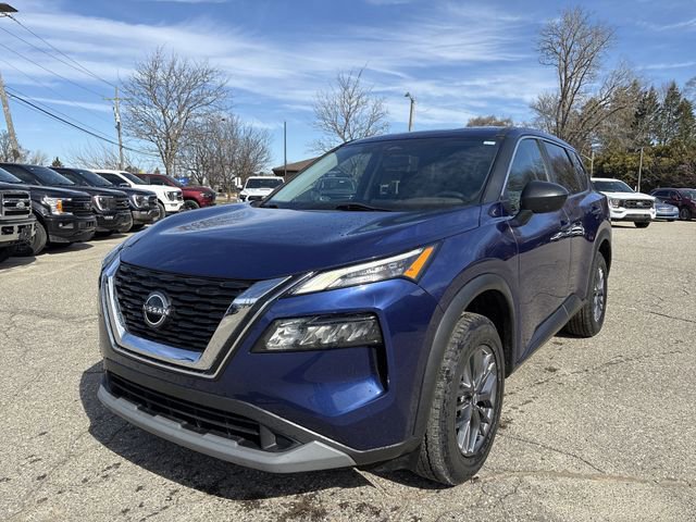 Used 2023 Nissan Rogue S image 15