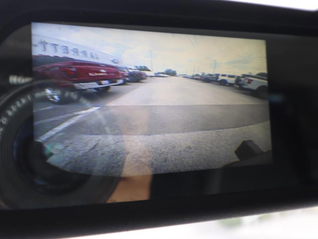 Used 2024 GMC Savana 2500 w/ Driver Convenience Package image 10