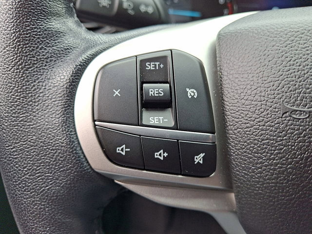 Certified 2022 Ford Explorer XLT image 17