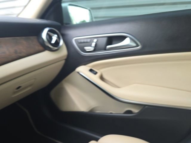 Used 2018 Mercedes-Benz GLA 250 image 7