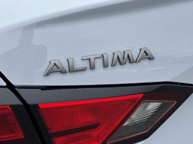 Used 2024 Nissan Altima 2.5 SR image 10