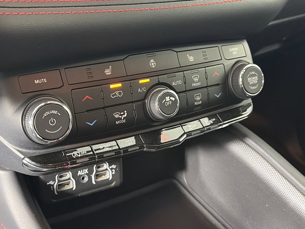 Used 2023 Dodge Durango GT AWD/4WD image 21