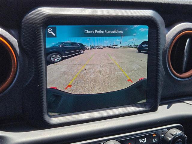 Used 2023 Jeep Gladiator Mojave w/ LED Lighting Group AWD/4WD image 13