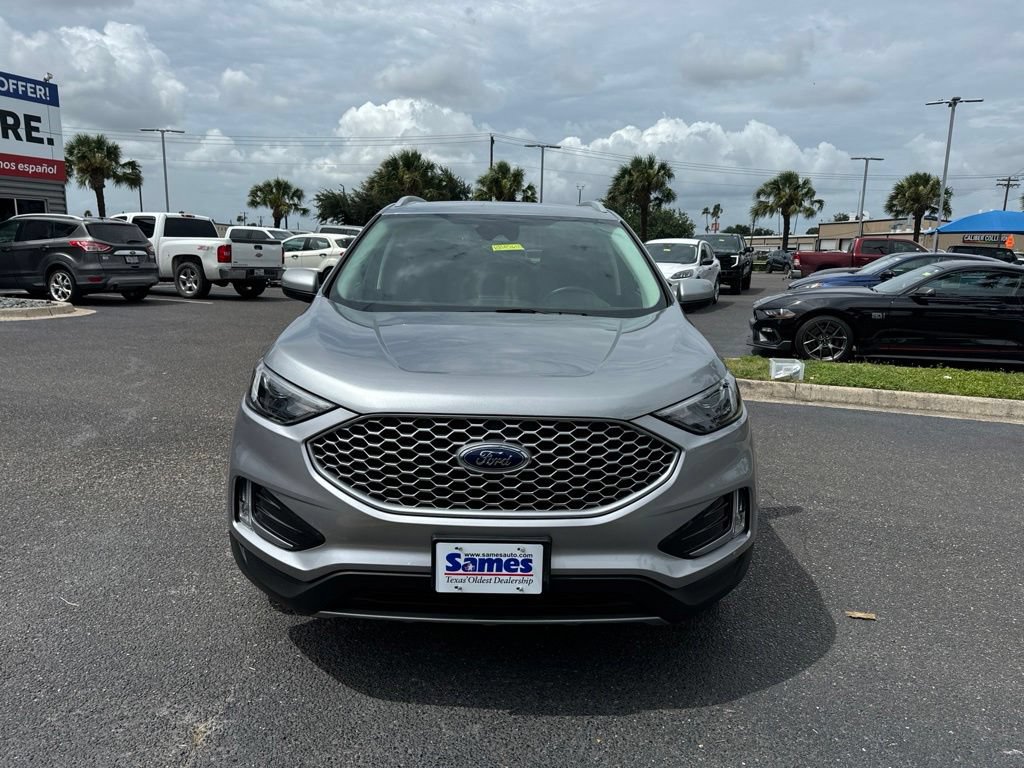 Certified 2024 Ford Edge SEL w/ Convenience Package AWD/4WD image 6