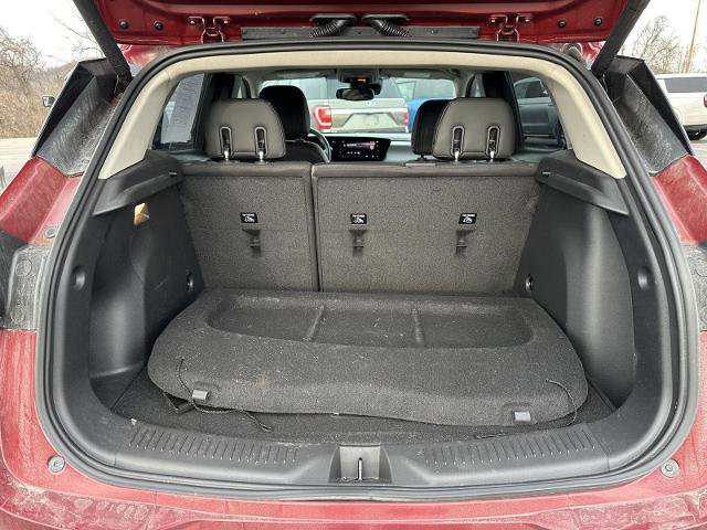 Used 2024 Buick Encore GX Avenir w/ Avenir Convenience Package image 11