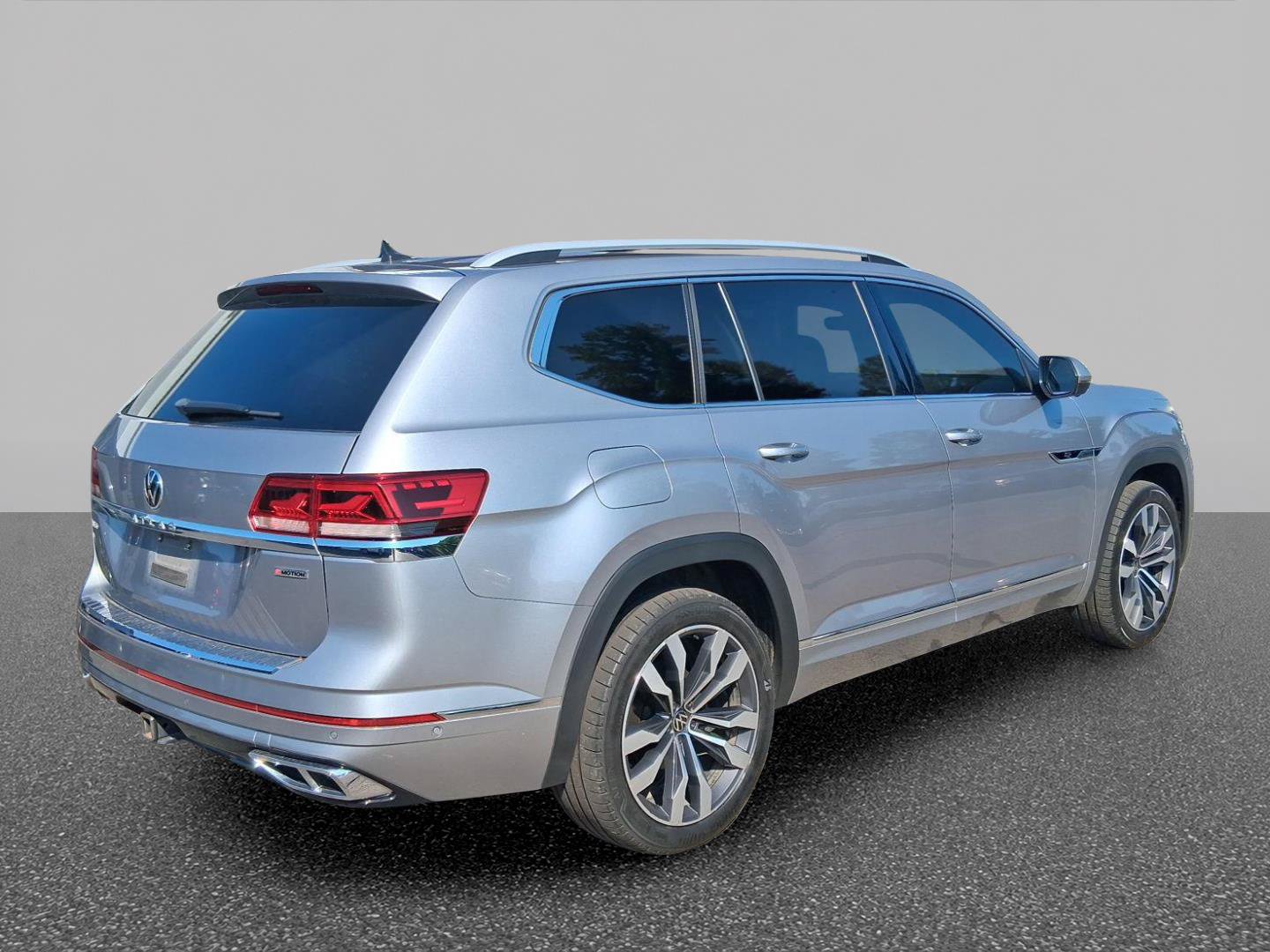 Used 2022 Volkswagen Atlas SEL Premium AWD/4WD image 4