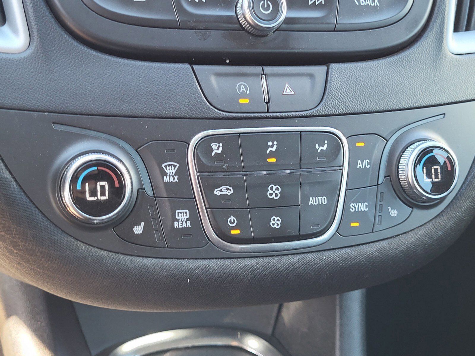 Used 2024 Chevrolet Malibu LT image 22