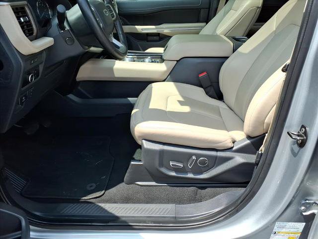Certified 2024 Ford Expedition Limited AWD/4WD image 9