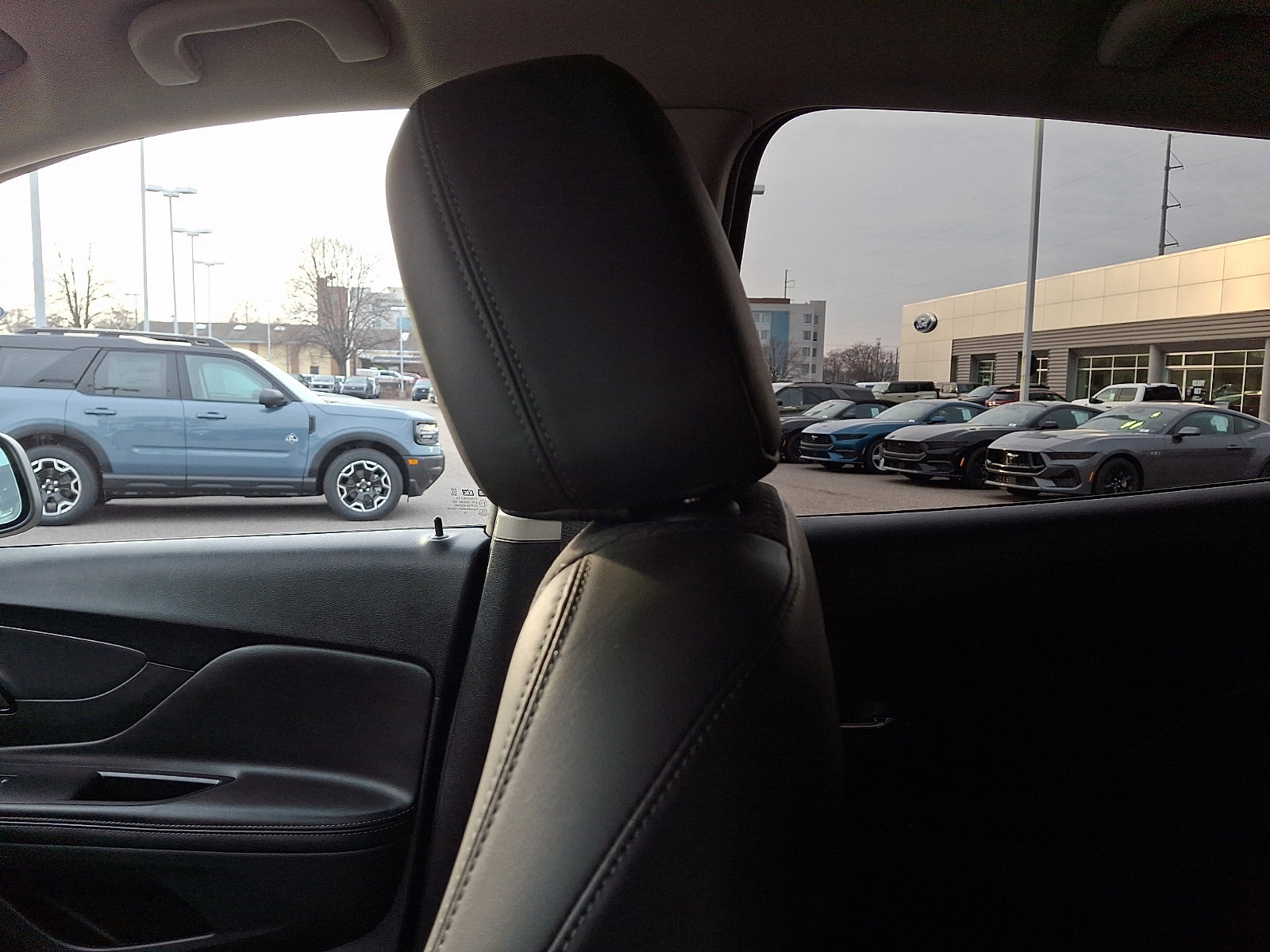 Used 2022 Buick Encore Preferred w/ Safety Package image 17