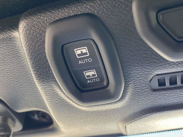 Used 2021 Jeep Wrangler Unlimited Rubicon AWD/4WD image 31