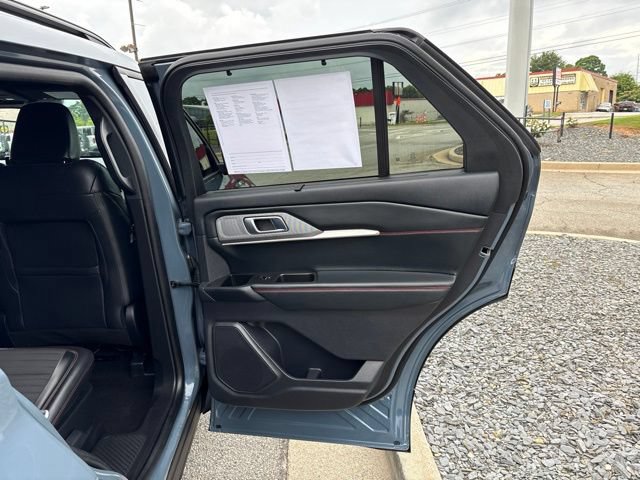 Certified 2025 Ford Explorer ST-Line w/ Premium Package RWD image 23